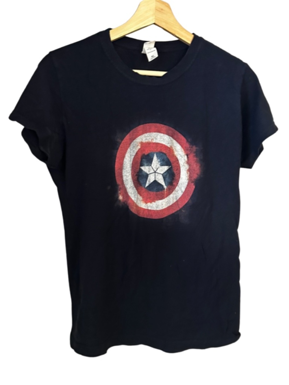 Captain America Shield Graphic Tee Size XL